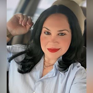 Meet your Posher, Priscilla